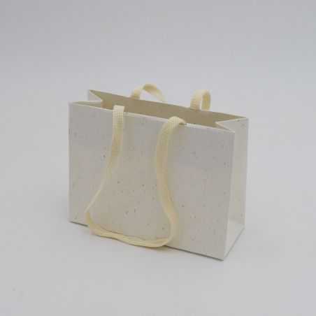 Sacs avec poignées de corde ou en ruban Sac papier Noblesse Highcare