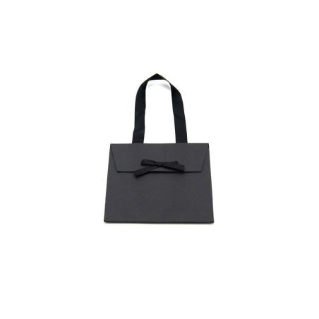 Pochettes papier Pochette cadeau avec poignées Kelly